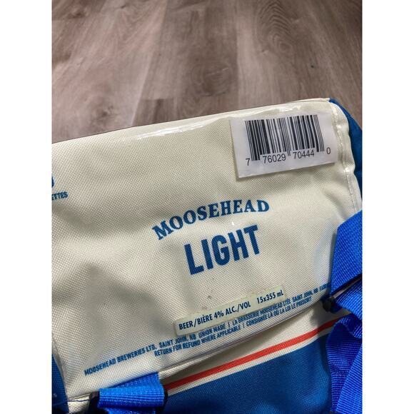 Moosehead Light Beer Backpack Cooler 15 Can Capacity Blue Insulated Vintage - Picture 7 of 9